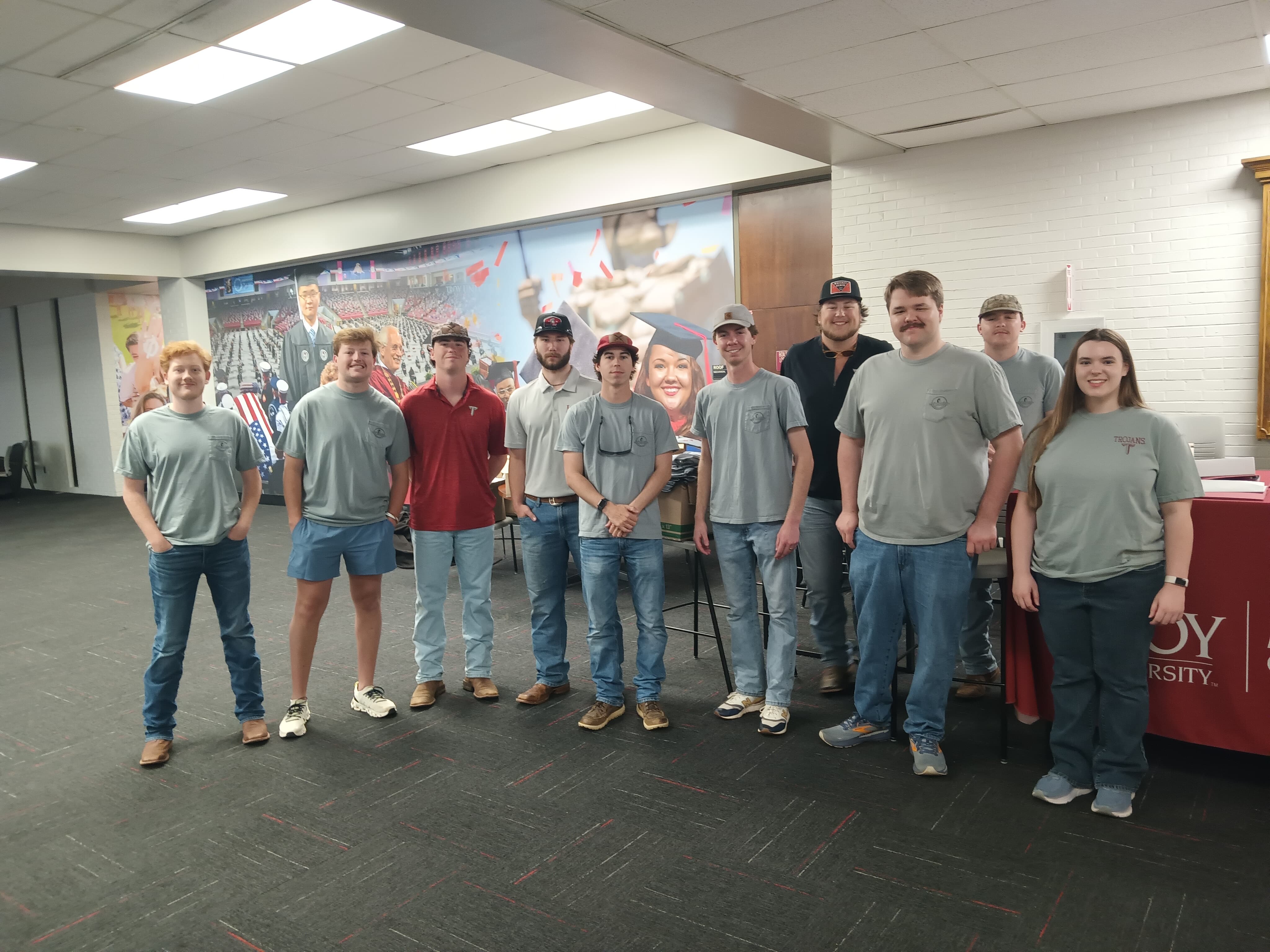 Student Help at Geo Day 2025