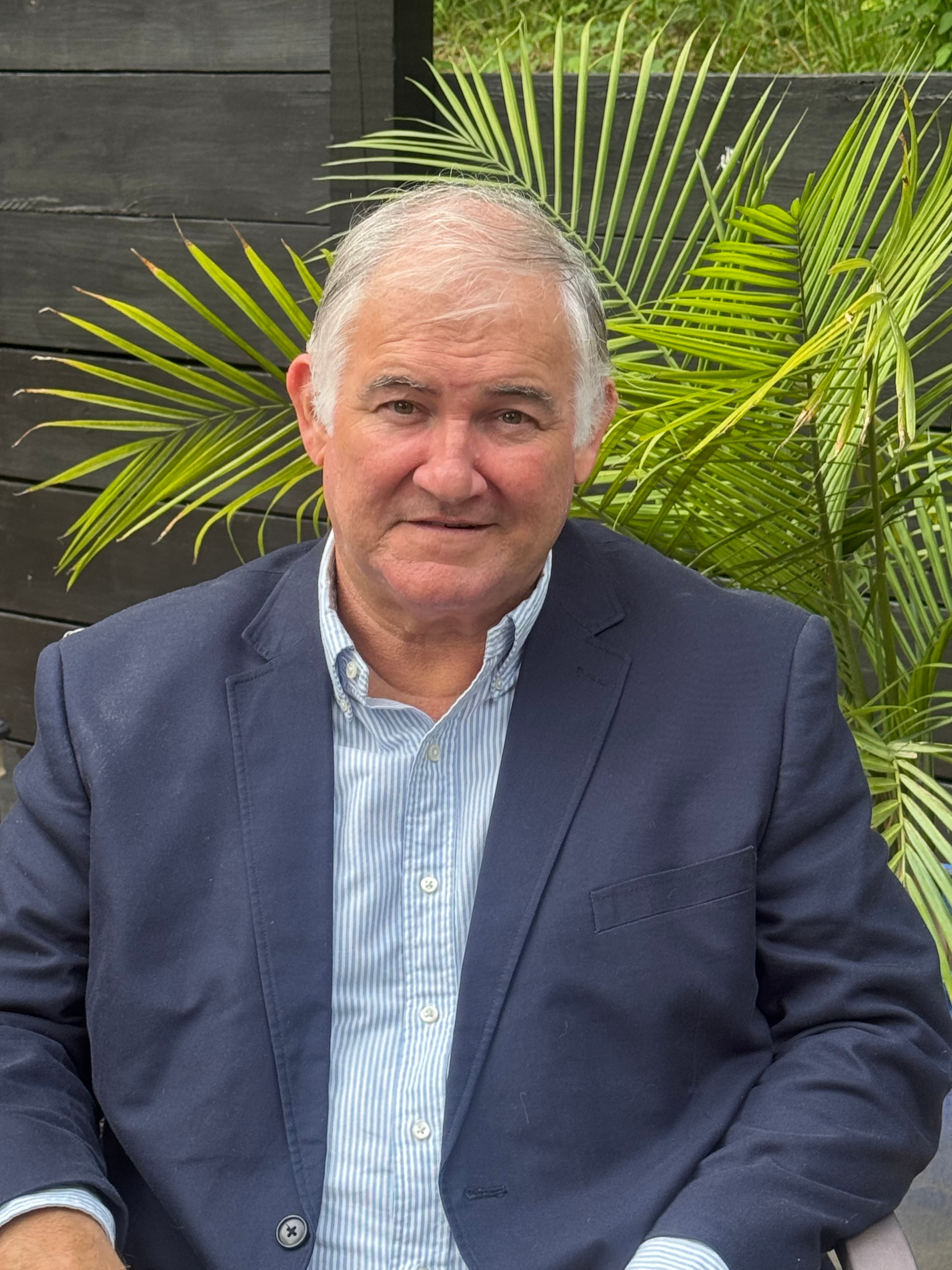 Dr. Patrick Bonds