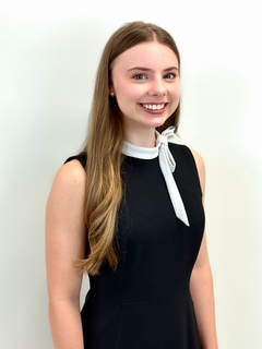ANNA KATE MCMAHAN Headshot