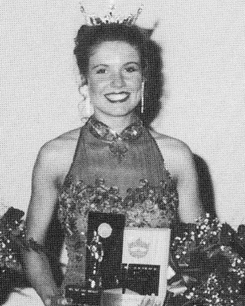 Portrait of Joslyn Tinker