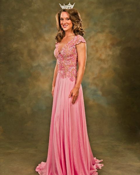 Portrait of KeLeigh Edwards