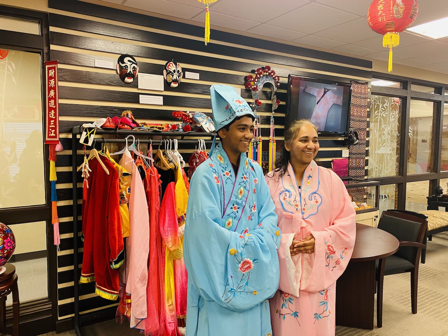 Chinese traditional costumes