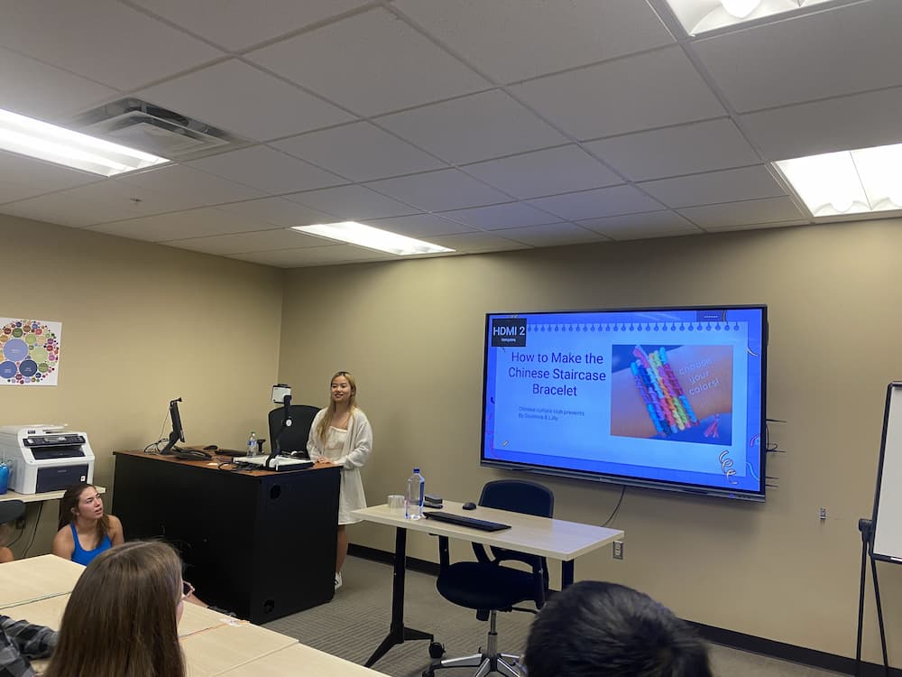 Ms. Lilly gives presentation about bracelets