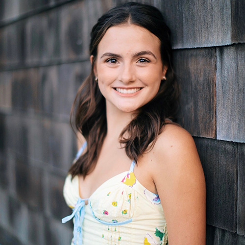 Headshot of Lulu Gribbon